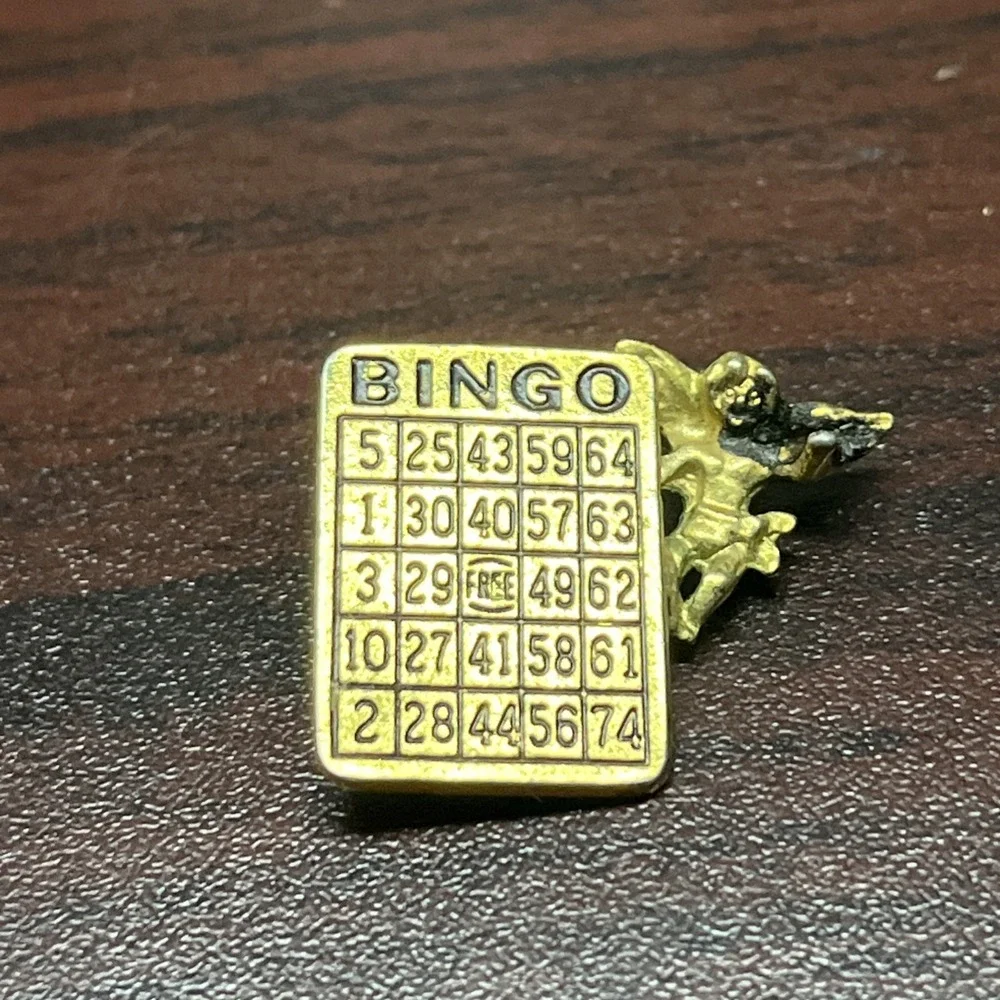 Bingo Game Angel Lapel Hat‎ Pin